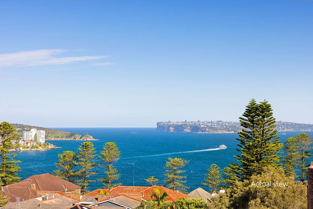 Fairlight 3Moenga Spacious Fairlight apartment with sweeping harbour views