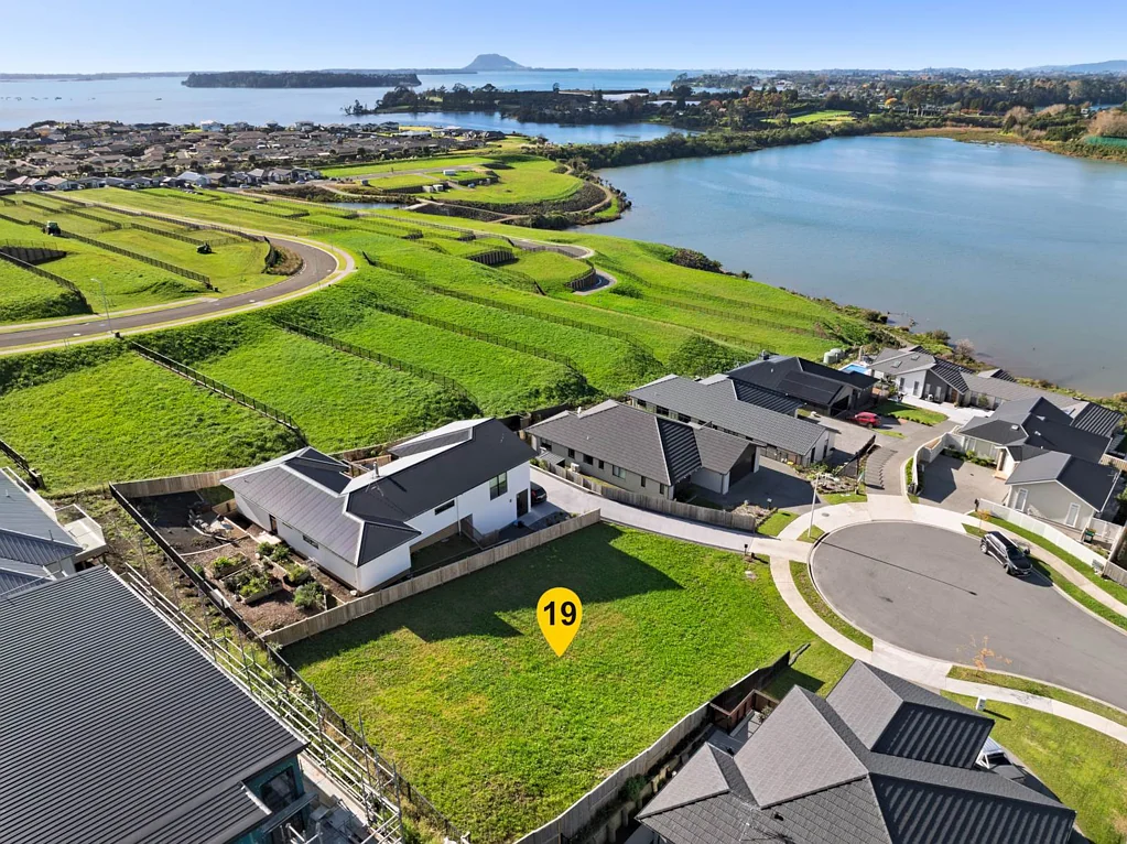 Omokoroa Harbour, Hills & Horizon – It’s All Here