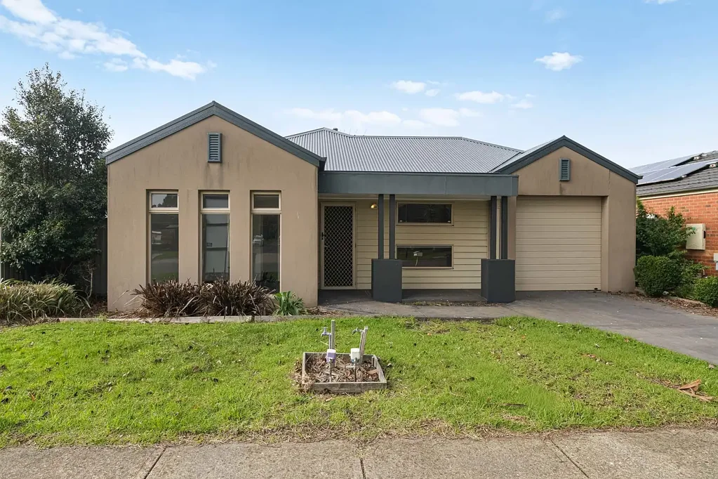 Fully Refreshed Cozy Family Home