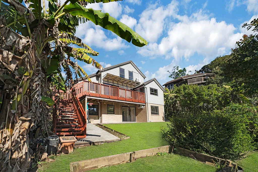 Titirangi 6房 爱上这样的生活！宁静住宅，宽敞空间，经久耐用，邻近学校/体育俱乐部！ A Lifestyle You’ll Love