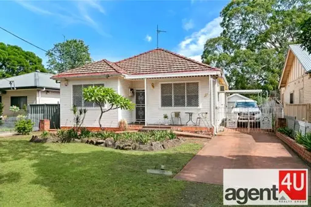 13 Brown Street, Penrith, NSW 2750