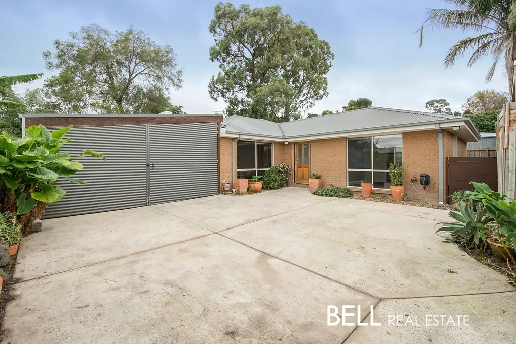 Spacious Home in a Private, Peaceful Setting