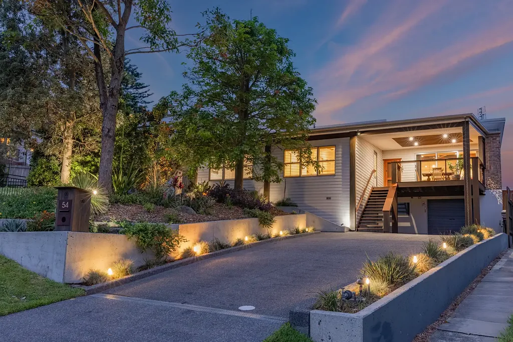 54 Highfields Parade, Highfields, NSW 2289