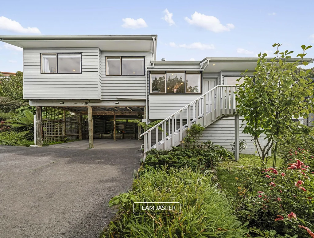 Remuera 3房  On-Site Auction this Sunday, 24 May 2026 at 3:00 pm