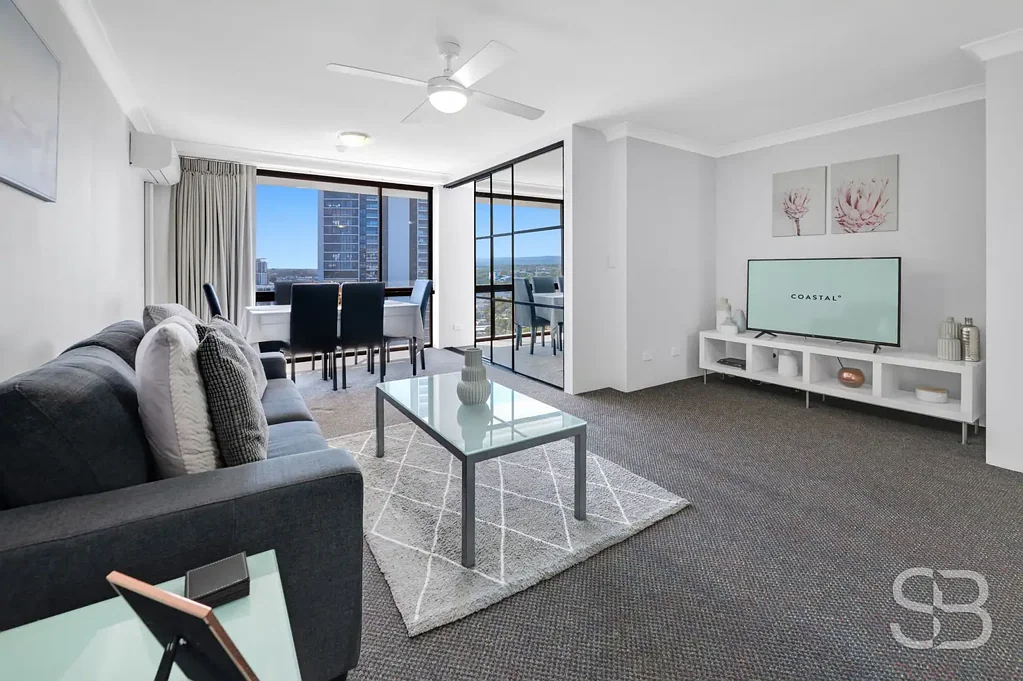 Surfers Paradise 1غرفة نوم ONE BEDROOM + STUDY (2nd Bedroom) TOP-FLOOR APARTMENT WITH NORTHERN ASPECT!