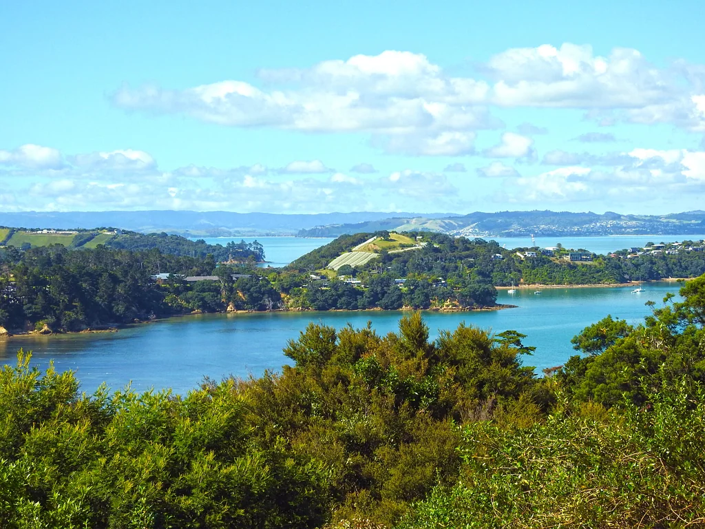 Oneroa  Delightful Sea Views