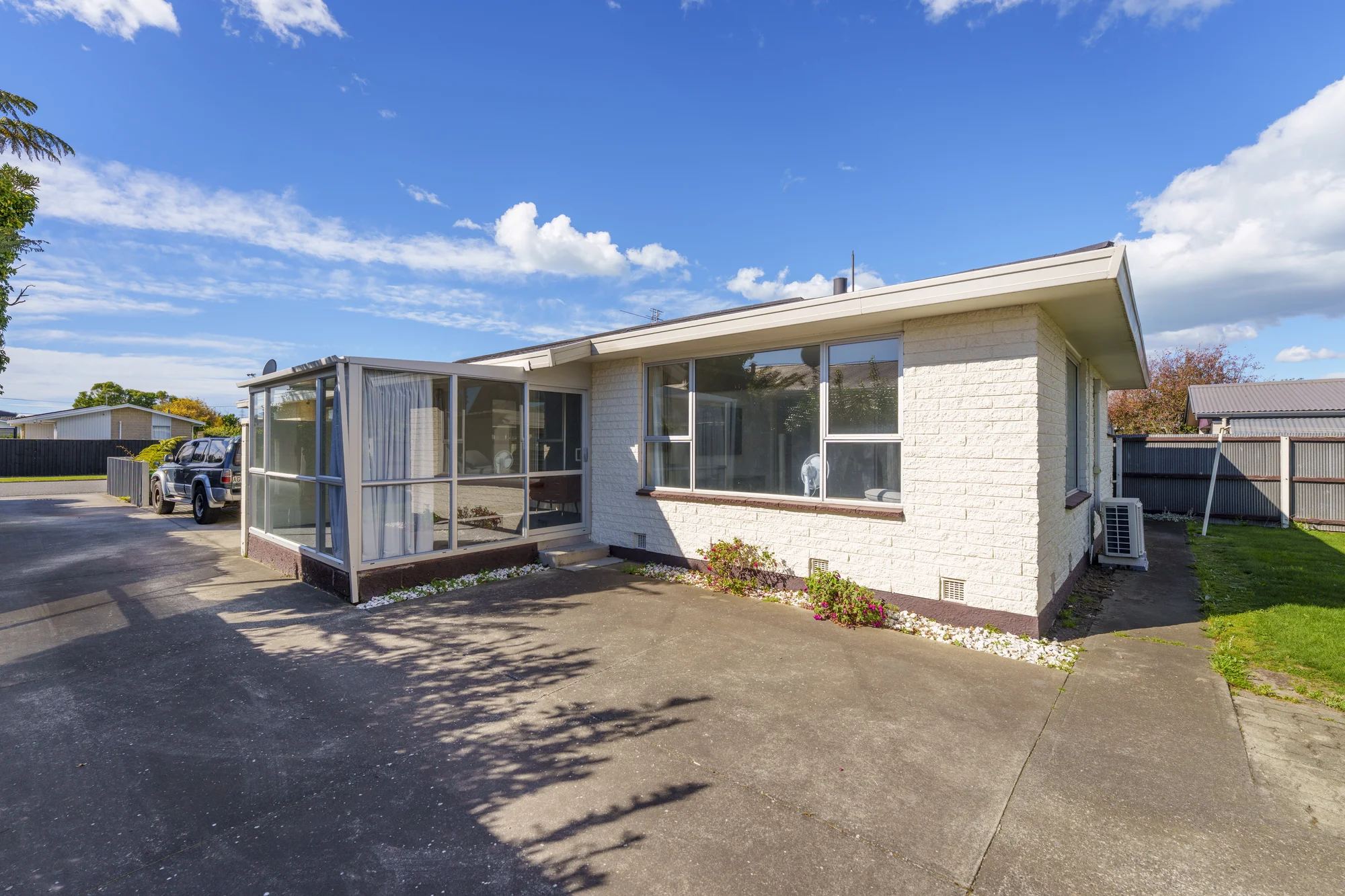 Bromley 2房 Estate Sale | Entry Level Buying