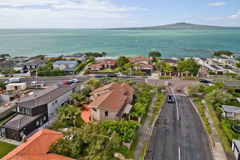 39 Seacliffe Avenue, Belmont, Auckland - North Shore, 4 ห้องนอน, 0 ห้องน้ำ