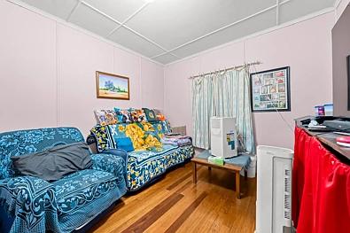 19 Marian Street, Booval, QLD 4304, 4房, 1浴, House