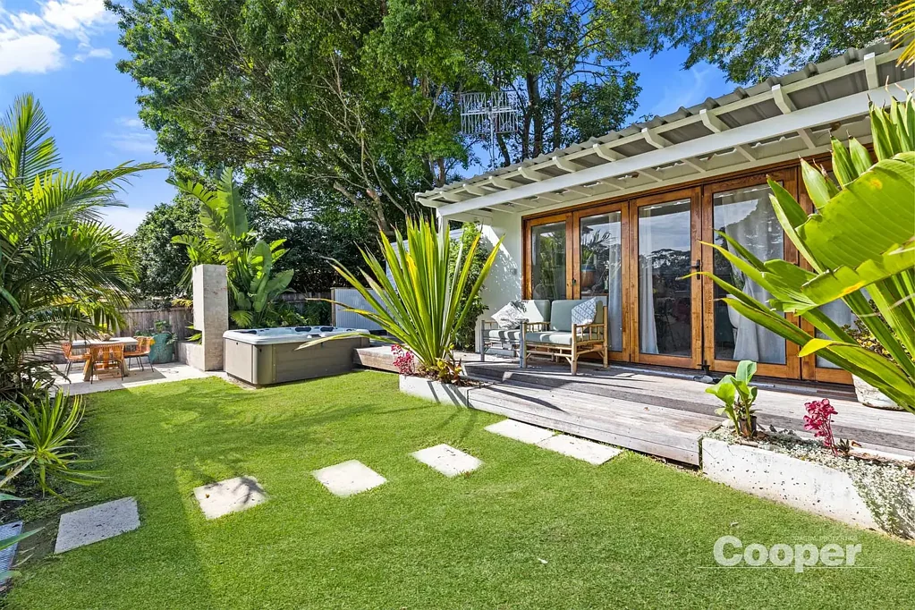 52 Wallaroy Drive, Burrill Lake, NSW 2539