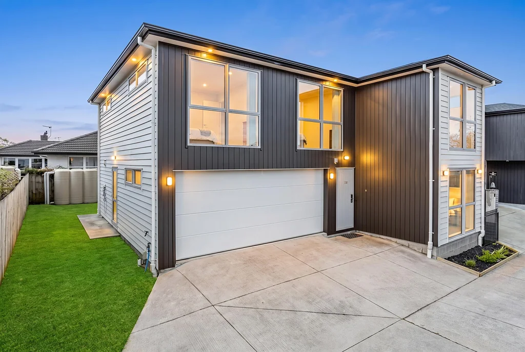 Manurewa 5房  Freestanding Home: Large Family Living