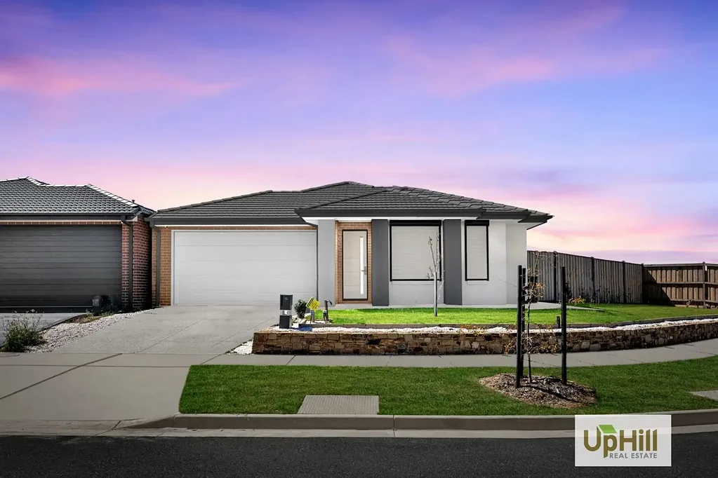 For Lease - 15 Herens Road, Clyde North VIC 3978