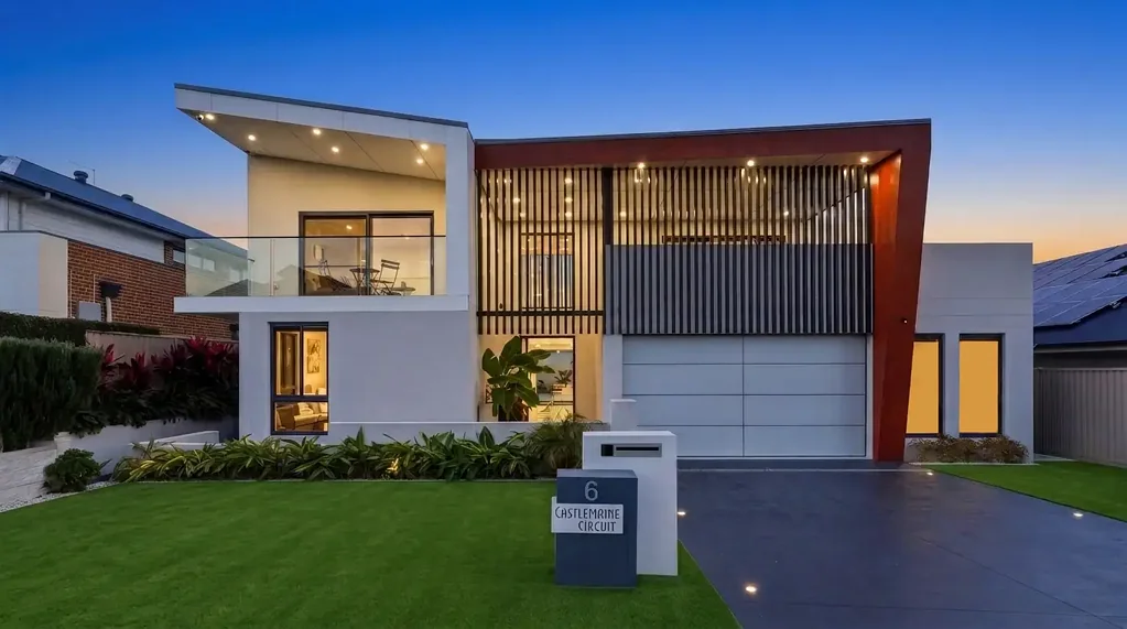 Harrington Park 5房 Harrington Grove 最优质的定制住宅之一 One of Harrington Grove’s Finest Custom-Built Residences