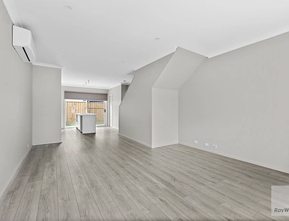25 Nottingham Crescent, Thomastown, North Melbourne, 3 રૂમ, 2 બાથરૂમ, Townhouse