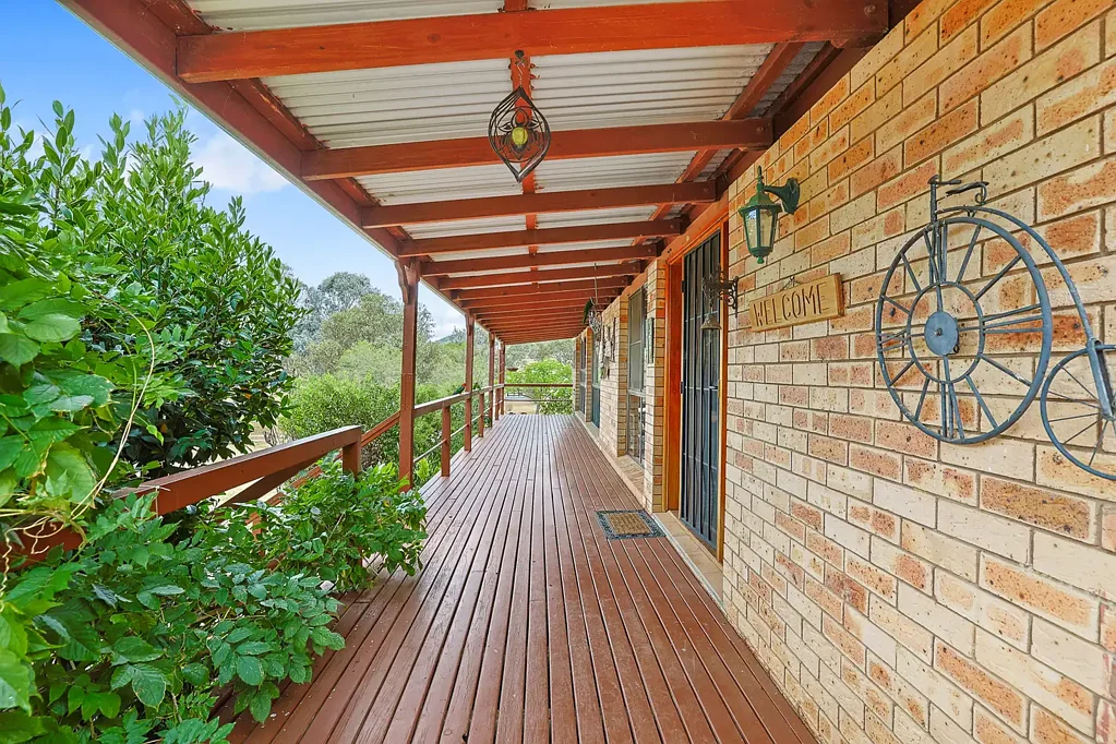 Mudgee 5部屋 Country Charm, Modern Comfort & Endless Lifestyle Appeal