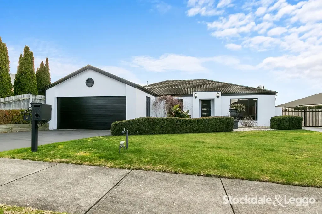 Traralgon 4房  Sensational West End Delight