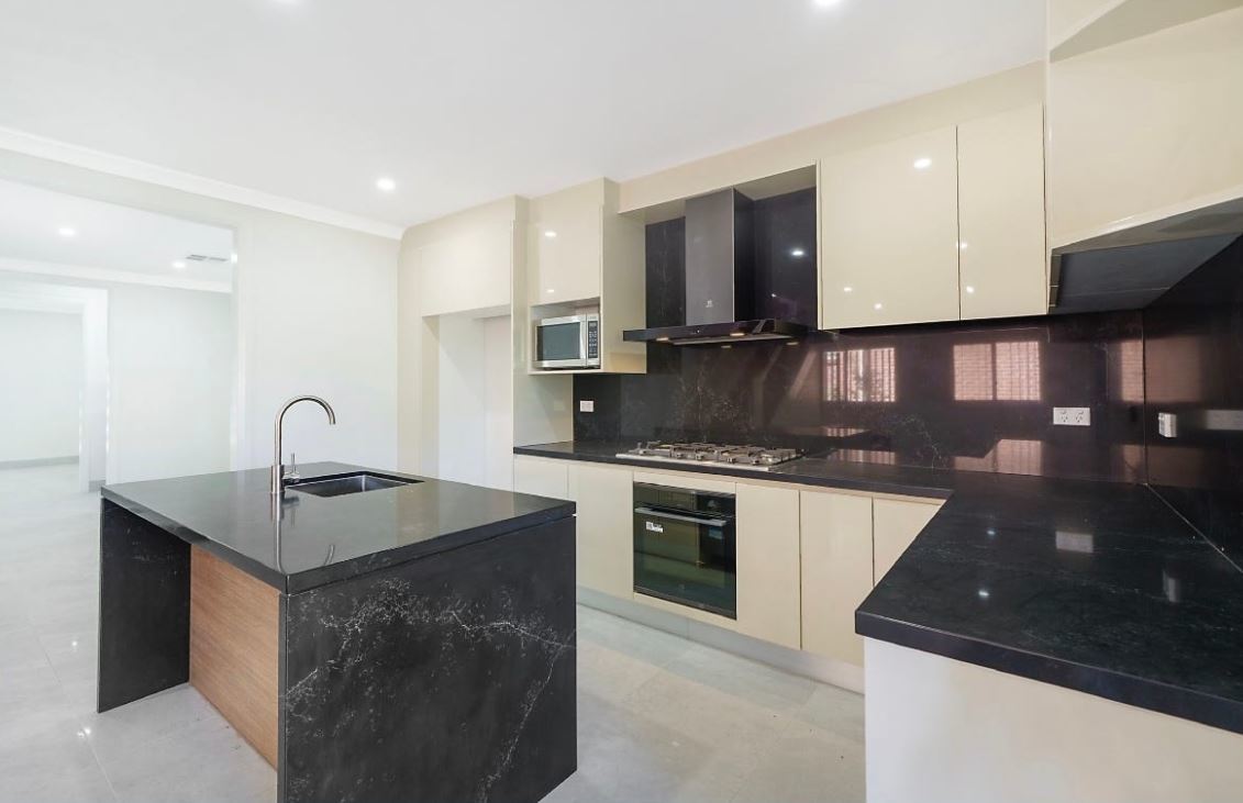 12 WILLIAM ST, STRATHFIELD SOUTH NSW 2136, 0部屋, 0バスルーム, House