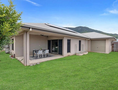 39 Springbrook Avenue, Redlynch, QLD 4870, 4房, 2浴, House