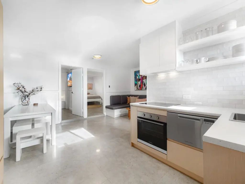 $400/week - Spend a Summer on Bogong Street!