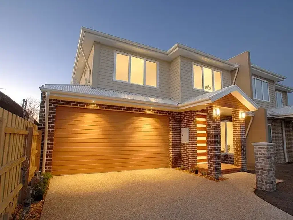 Prime position - Stylish Townhouse