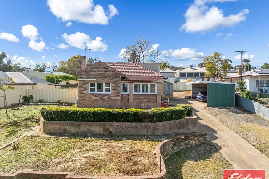 Gawler East 4房  Live in Gawler / Retire / Invest / Big 2028sqm Lot (approx)