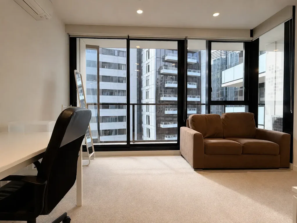 Stylish 1-Bedroom in Lucia