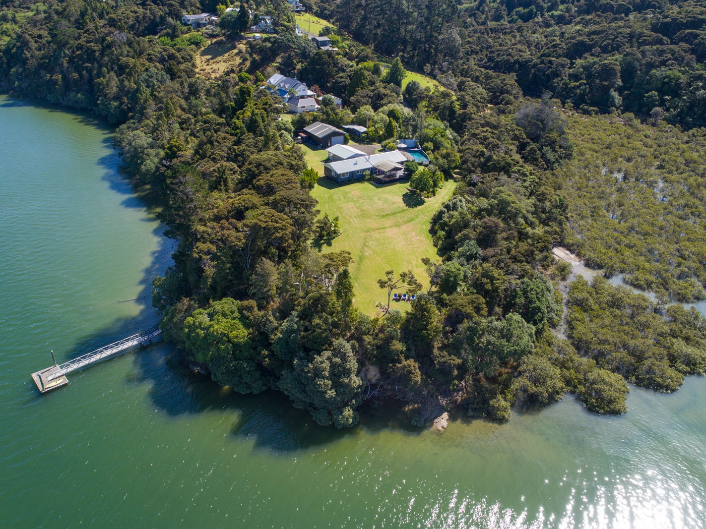 51 Ngarahana Avenue, Paremoremo, Auckland - North Shore, 4 habitaciones, 0 baños