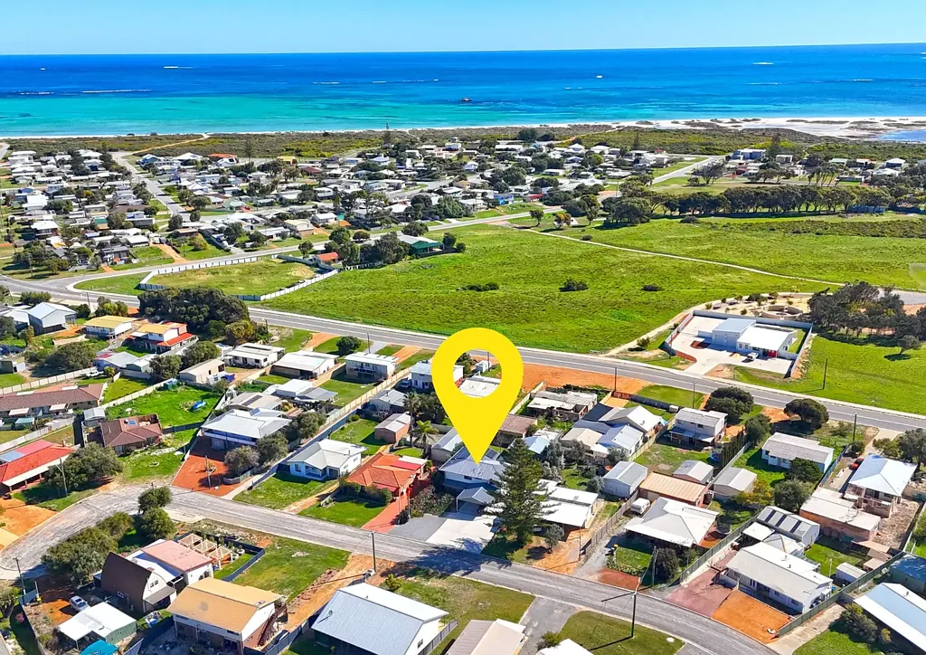 Cervantes 4Kwarto Move-In Ready Coastal Retreat with Dual Living Potential!