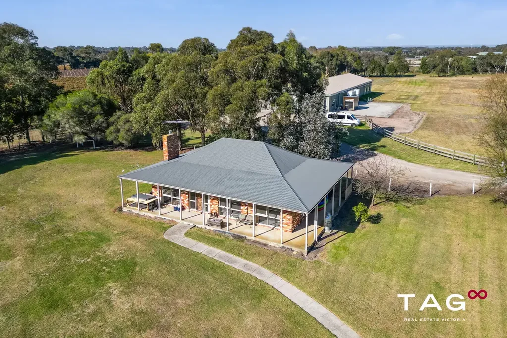 Bangholme  Vineyard + 3 Homes + 41 Acres = Strategic Investment Opportunity