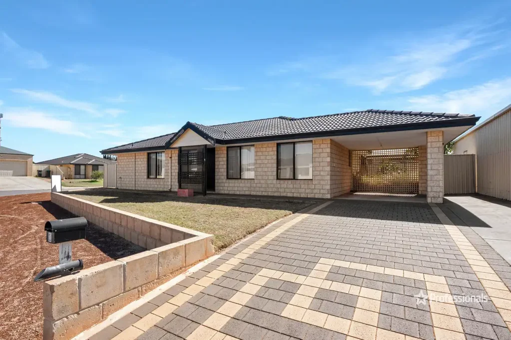 1 Atlantic Brace, Wandina, WA 6530