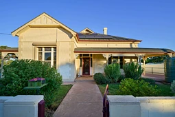 5-7 First Street, Quorn
