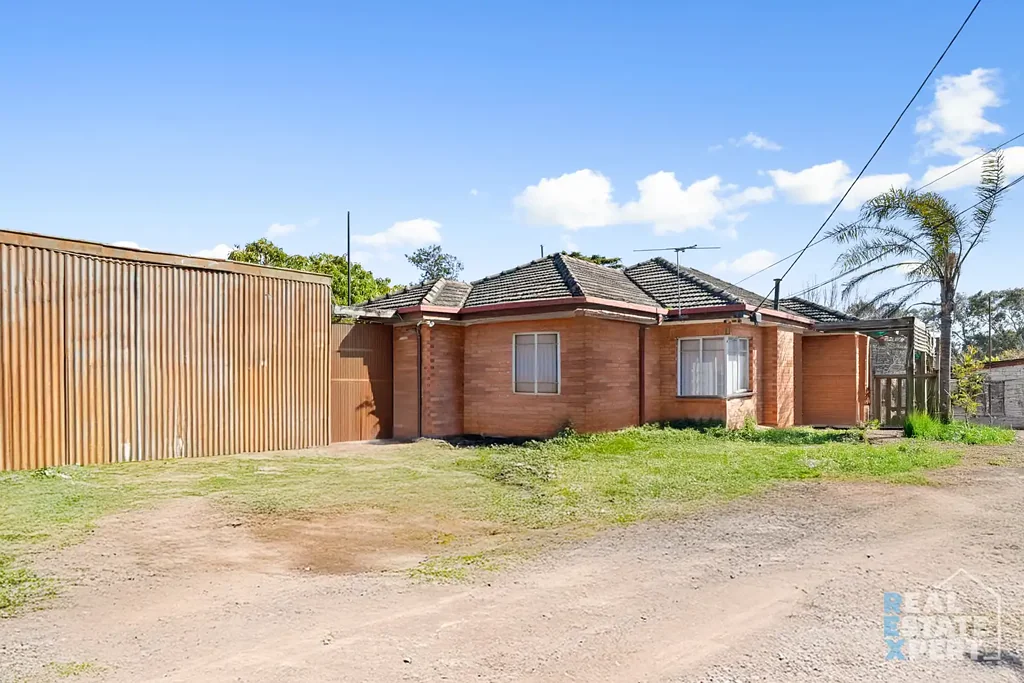 Dandenong 3Habitaciones Calling all developers, builders, and strategic investors – this is the opportunity you’ve been waiting for.