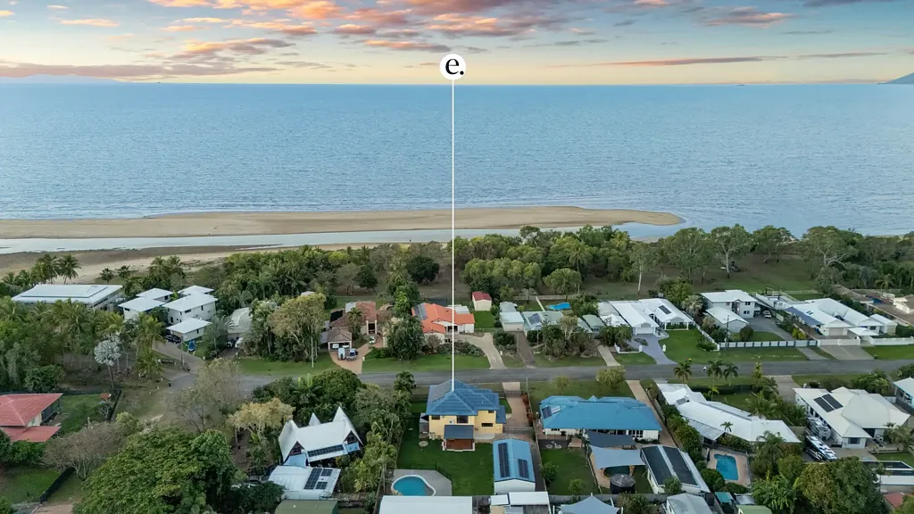Bushland Beach 4 Bedroom Just a Stroll to the Beach - Big Block, Shed & New Magnesium Pool