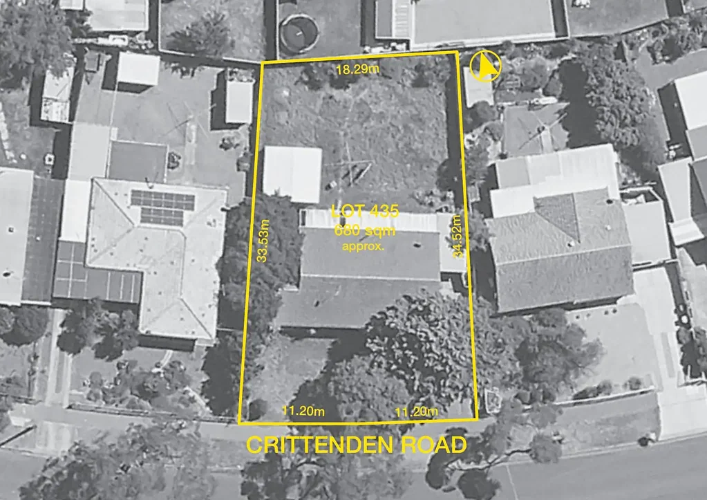 Smithfield Plains 3chambre Mid-Century Charm Ready to be Renovated, Re-Inspired or Subdivided!