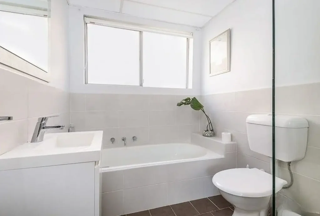 Modern 2-Bedroom Furnished Apartment in Prime Kogarah Location