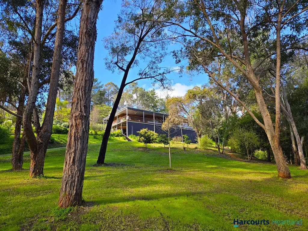 Nannup 4房  TreeHaven: A Serene 4.2 acre Private Sanctuary in the Heart of Nannup.
