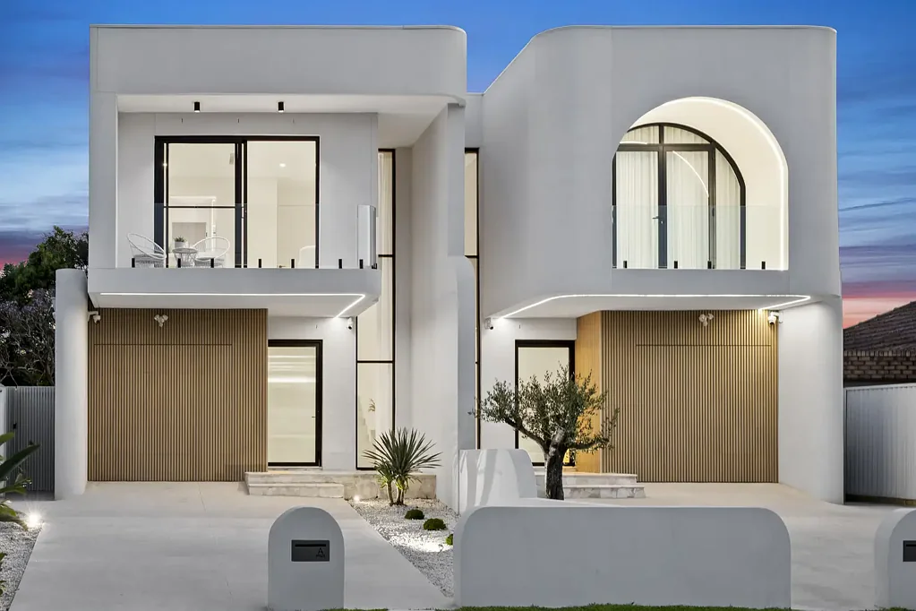 Greenacre 4कमरा Brand New Contemporary Luxury, Quality Living, In-ground Pool