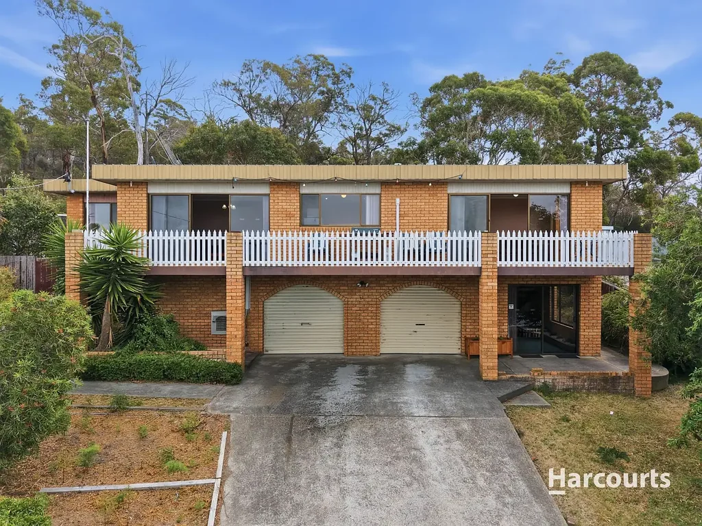11 Kestrel Street, Primrose Sands, TAS 7173