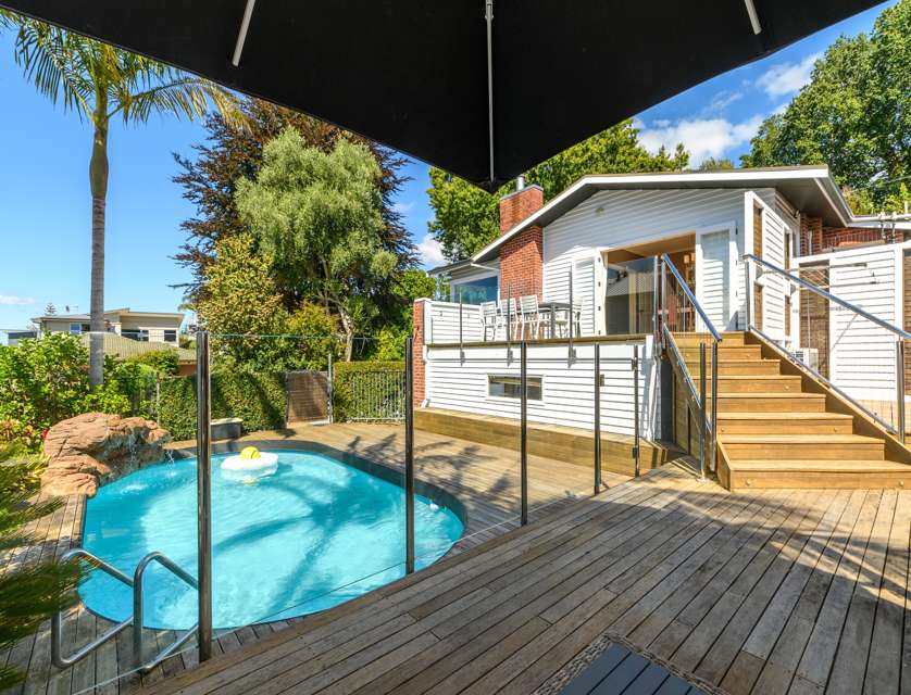 156 Grace Road, Avenues, Tauranga, Bay of Plenty, 4部屋, 2バスルーム, House