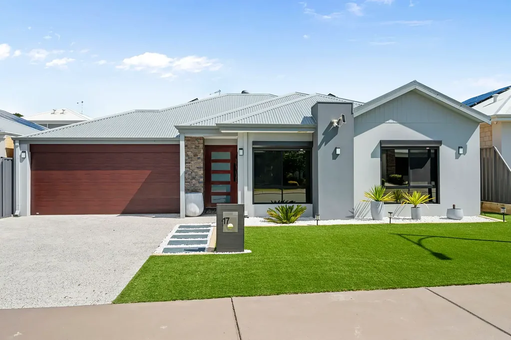 17 Cumberland Avenue, Ellenbrook, WA 6069
