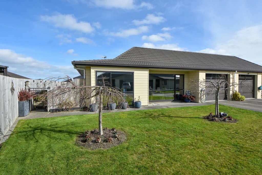 Carterton 2部屋 Sunshine & Easy Living in Ashmore Park