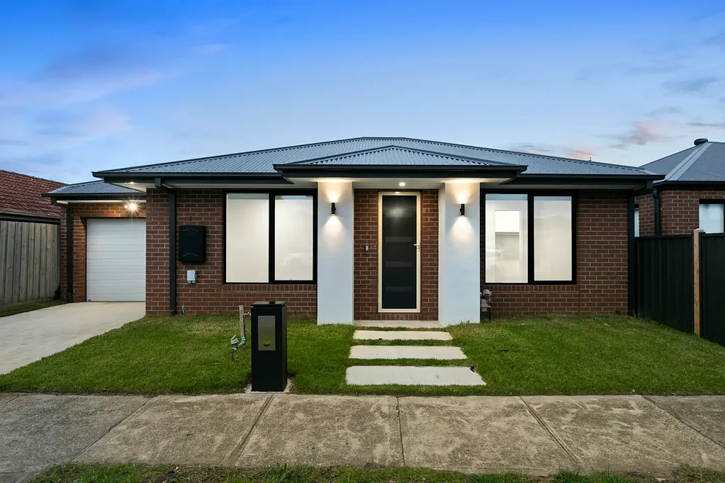 Altona Meadows 3chambre The Unique Beauty Of ‘Brand New’.