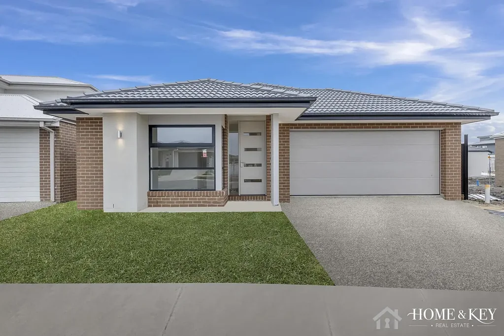 Brand New Modern Living