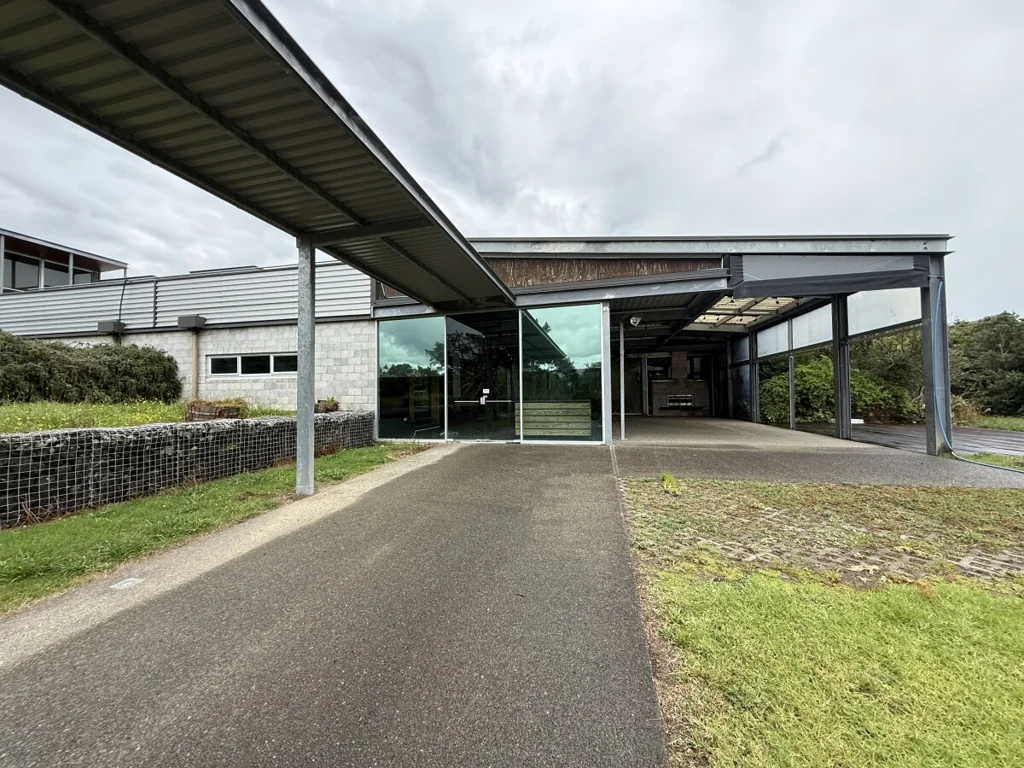 Waimauku Office/ Cafe/ Restaurant For Lease