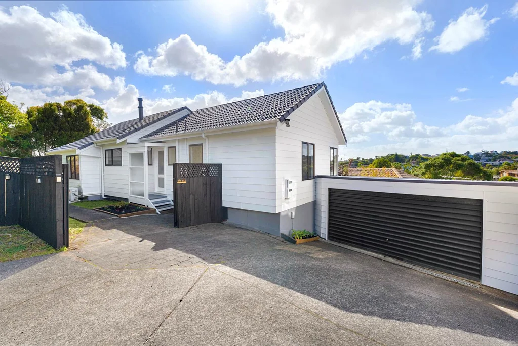 1/135 Oaktree Avenue, Browns Bay, North Shore City, Auckland