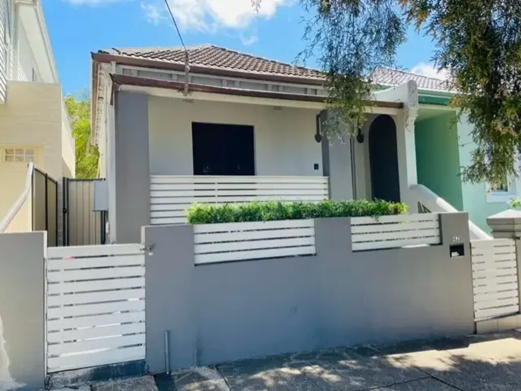 Semi-Detached Haven Steps from Ashfield Park