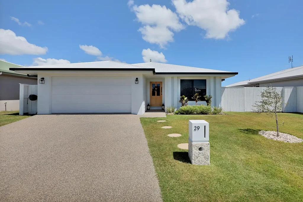 29 Drayton Street, Beaconsfield, QLD 4740