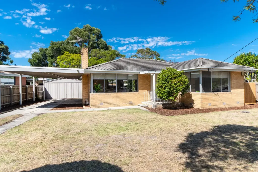 14 Fingal Drive, Frankston, VIC 3199