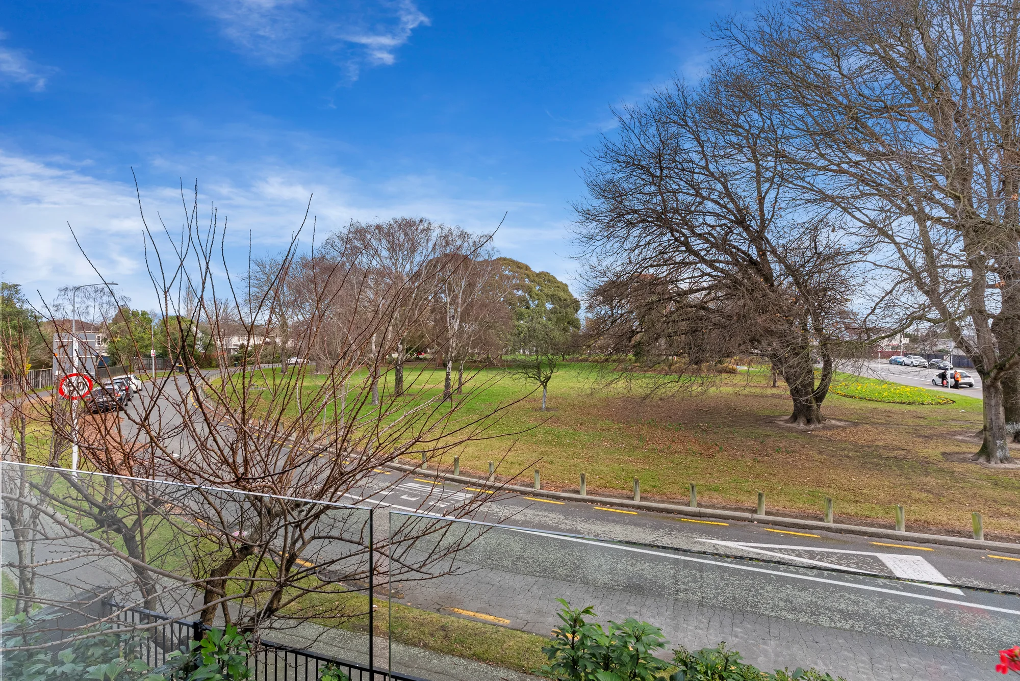Riccarton 2房 Sunny Apartment | Park Views