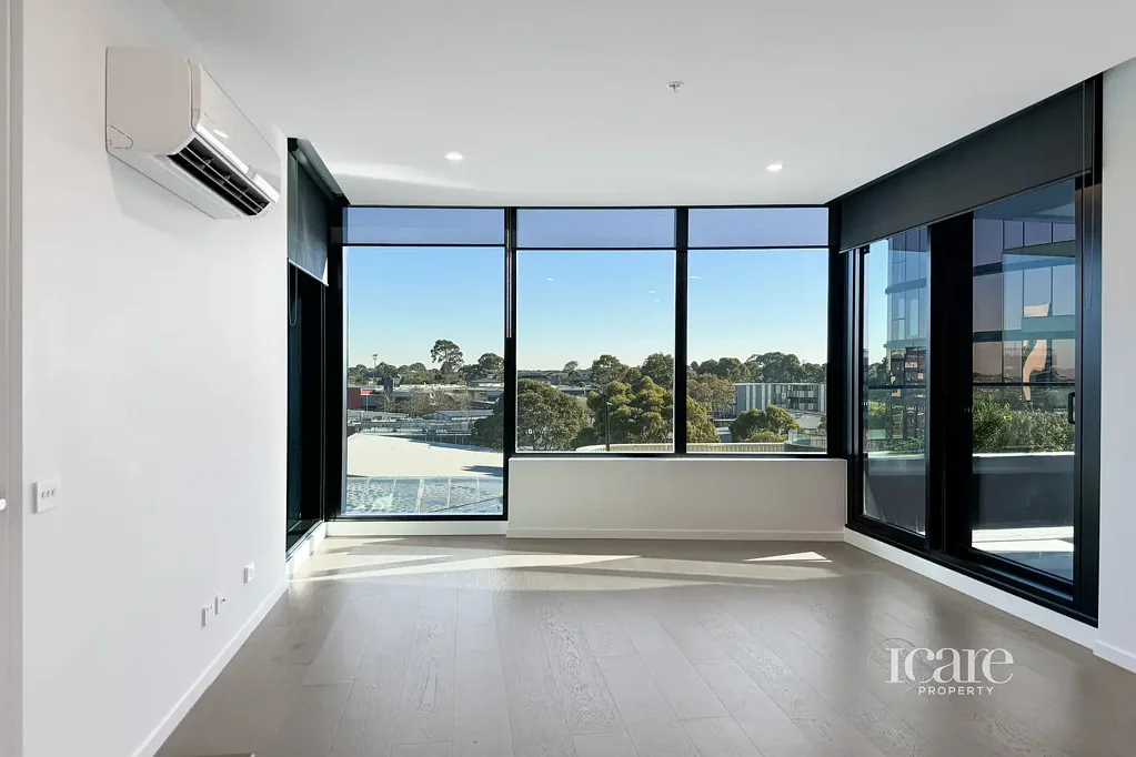 Sky Garden Apartment, Above The Glen
